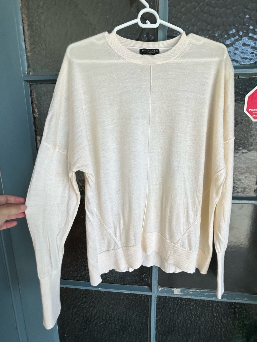 Banana Republic 100% Merino Wool Cream Dolman Batwing Sweater Women’s L